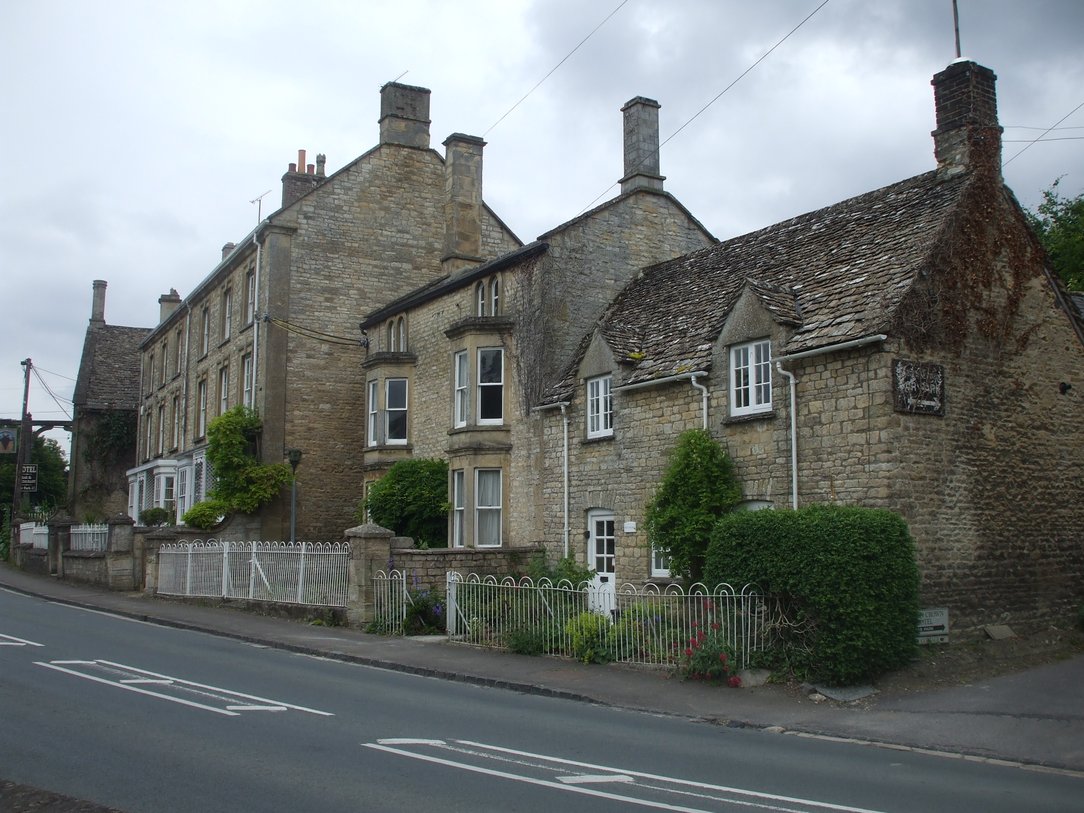 A picture of the high-street in Wychwood, where Test Valley Digital helps small local businesses with their websites.