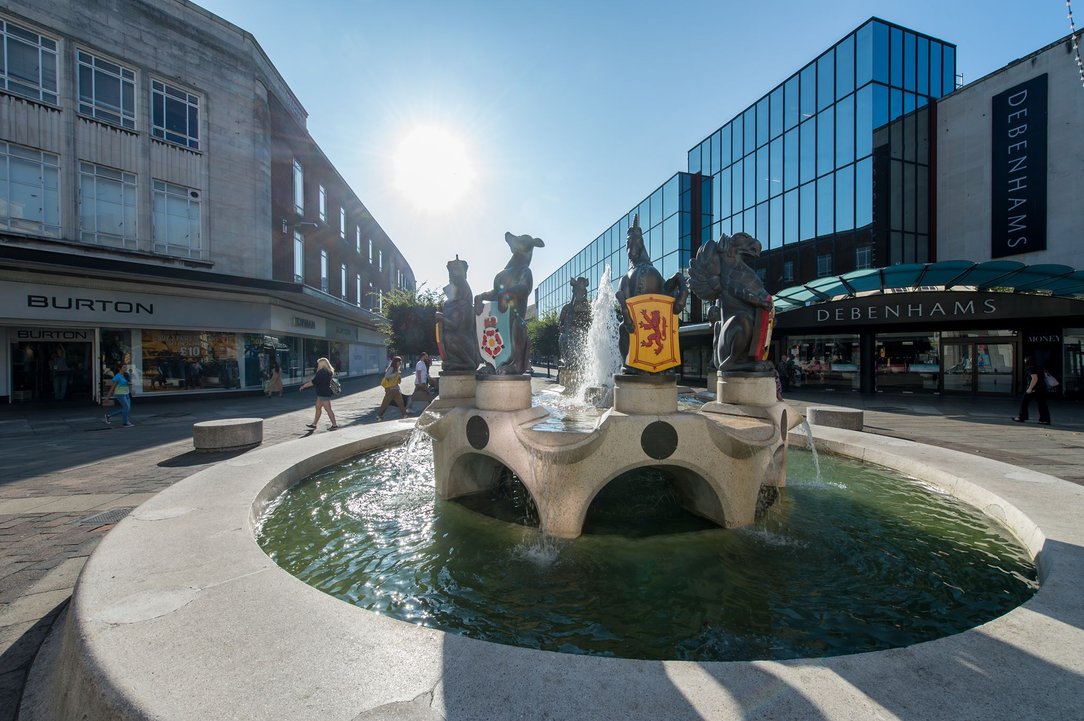 A fountain in Portsmouth's city centre, where Test Valley Digital support local businesses with their websites.